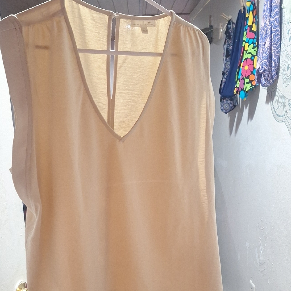 Nine Britton Cream V-Neck Blouse